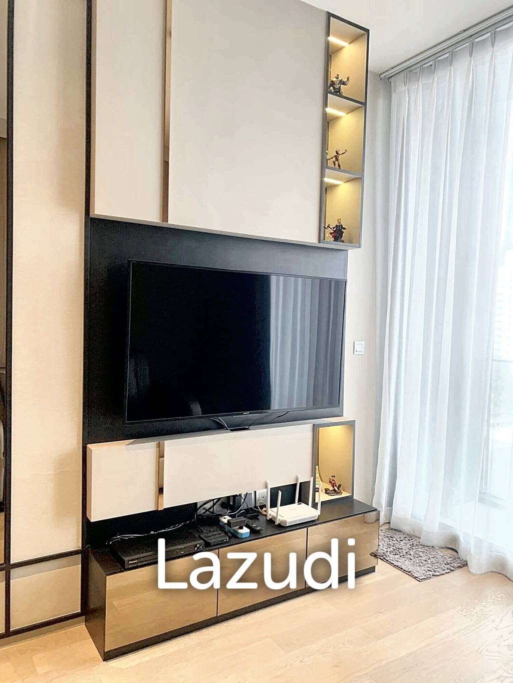 1 Bedroom 1 Bathroom 40 SQ.M Ashton Silom
