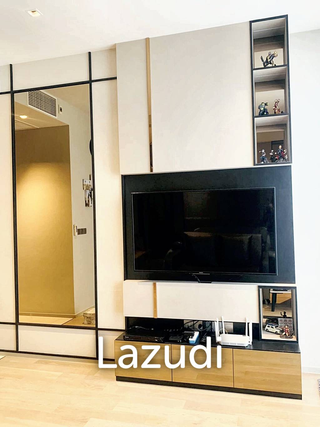 1 Bedroom 1 Bathroom 40 SQ.M Ashton Silom