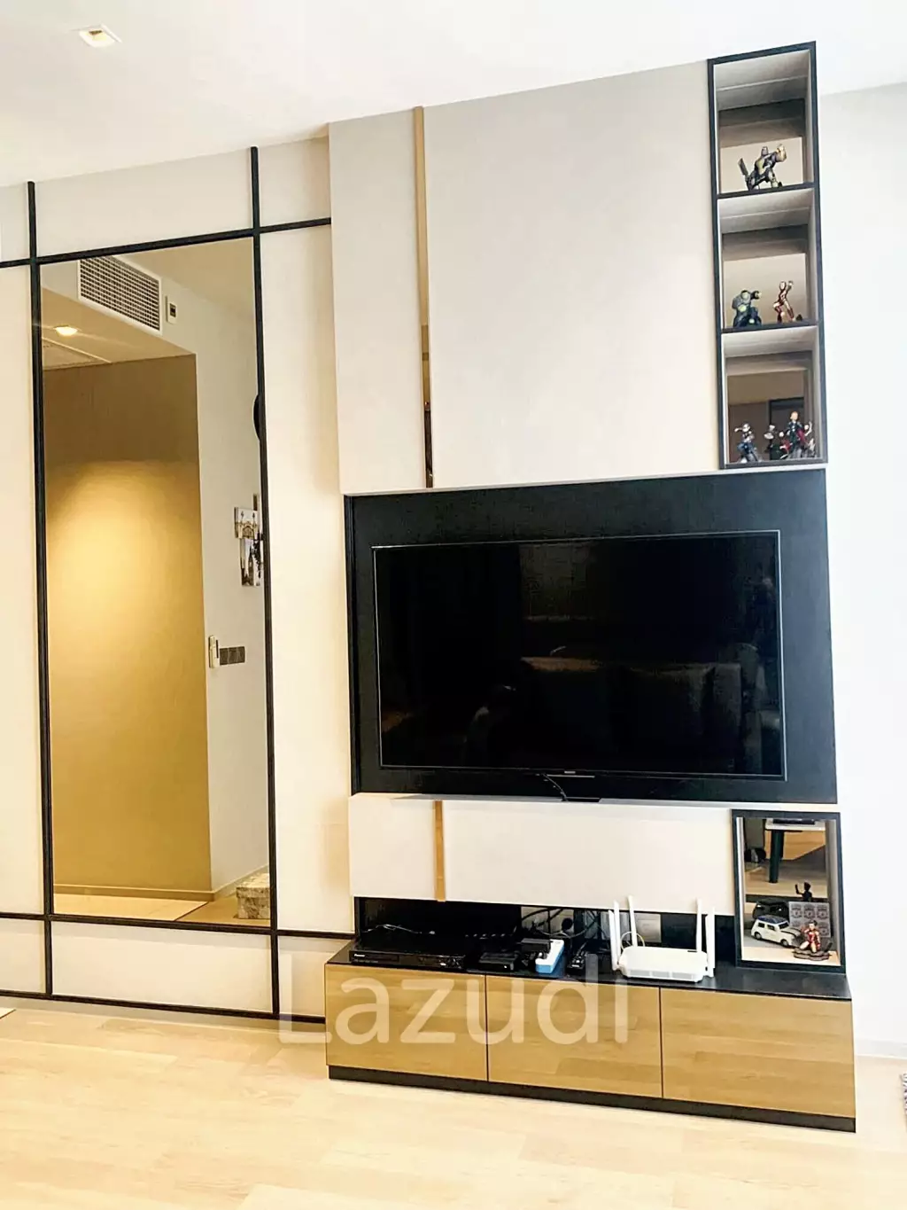 1 Bedroom 1 Bathroom 40 SQ.M Ashton Silom