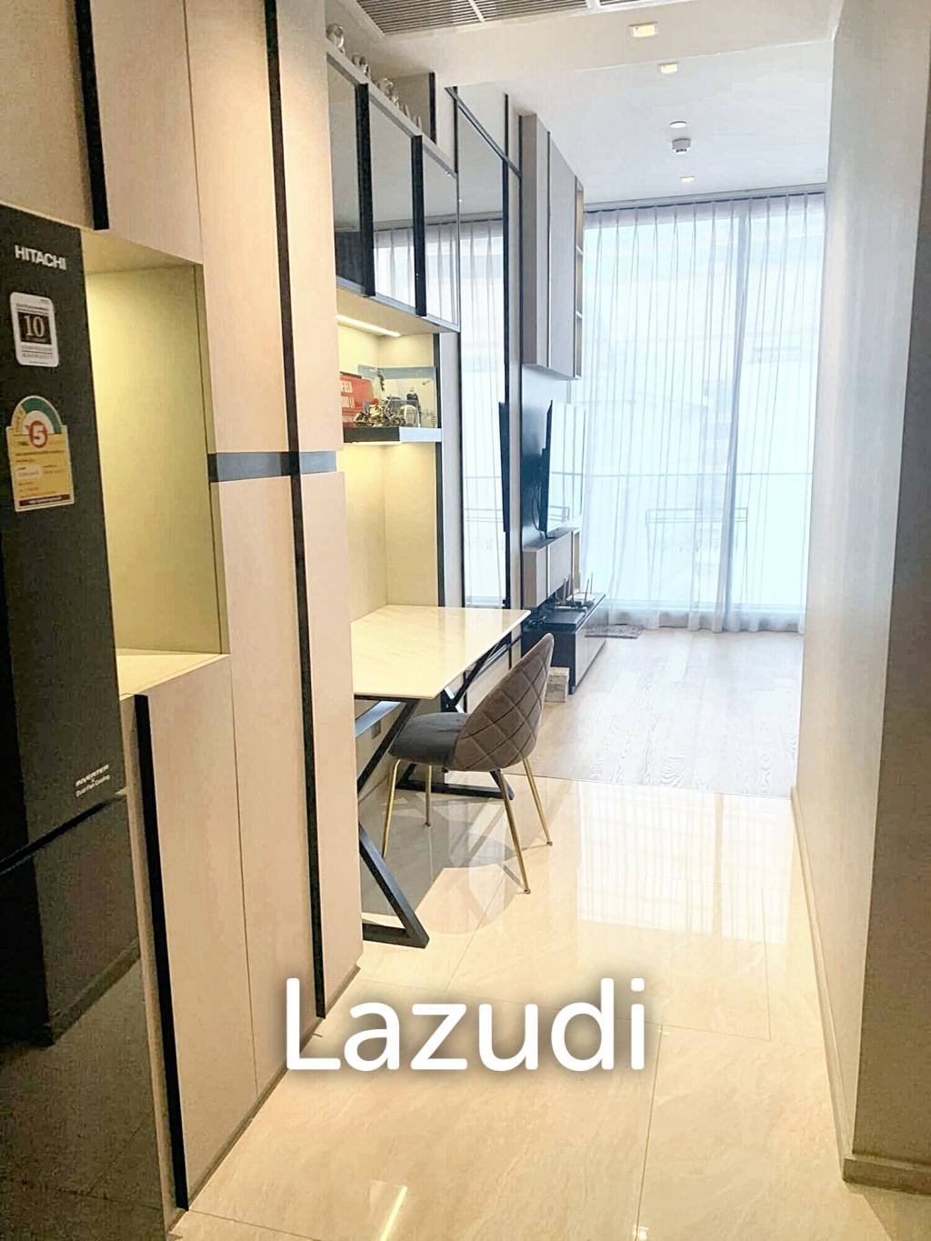 1 Bedroom 1 Bathroom 40 SQ.M Ashton Silom