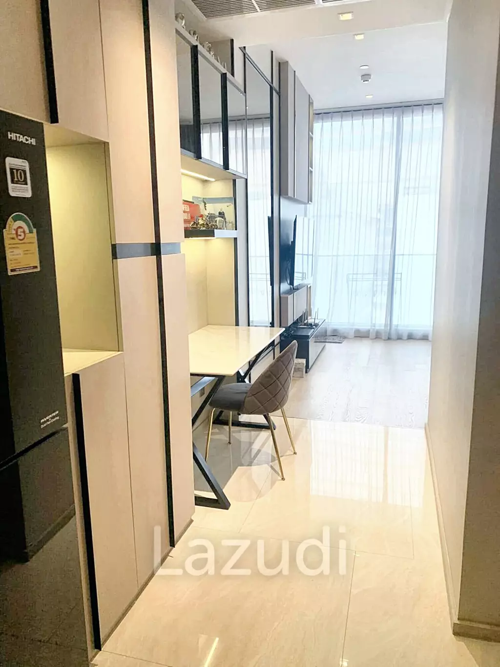 1 Bedroom 1 Bathroom 40 SQ.M Ashton Silom
