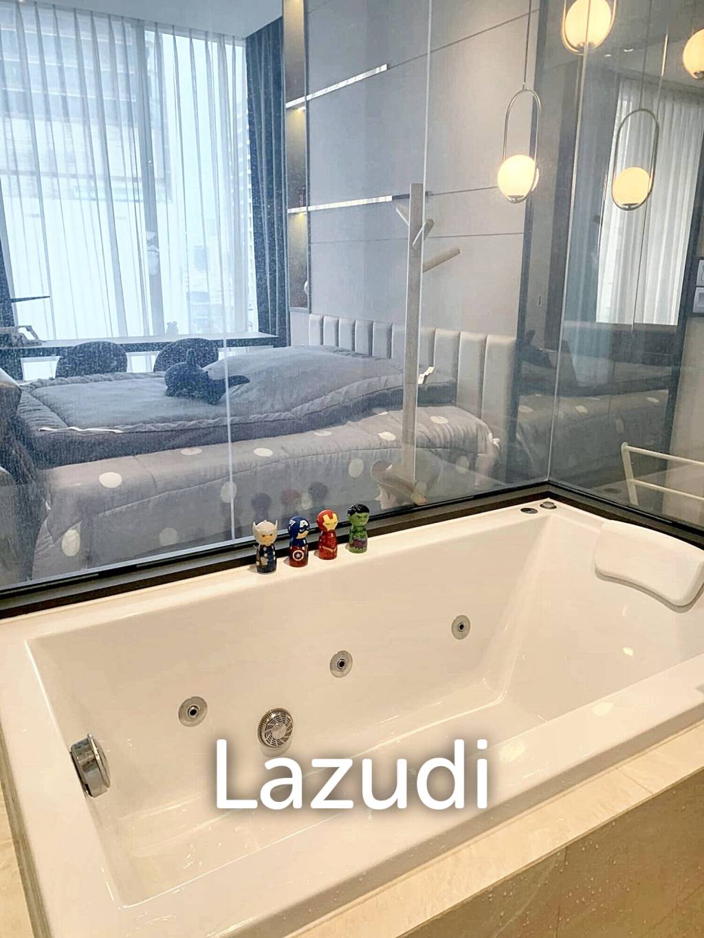 1 Bedroom 1 Bathroom 40 SQ.M Ashton Silom