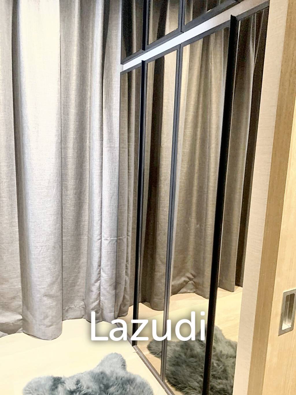 1 Bedroom 1 Bathroom 40 SQ.M Ashton Silom