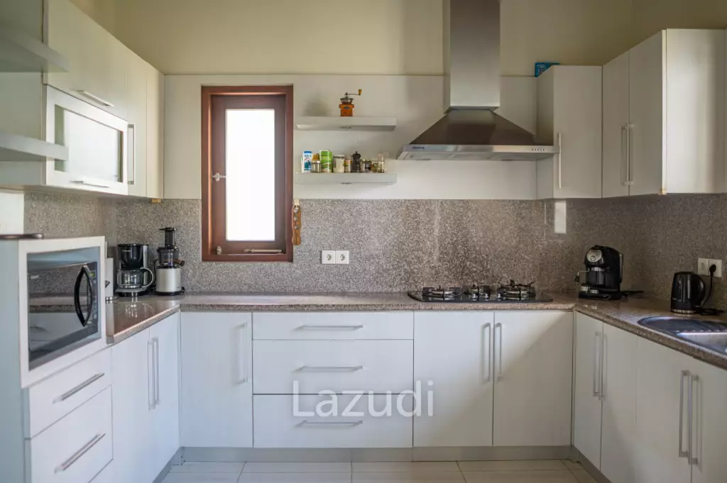 Charming 2 Bedroom Villa in Prime Berawa Location, 5 Minutes Away To The beach – Exceptional Investment Opportunity