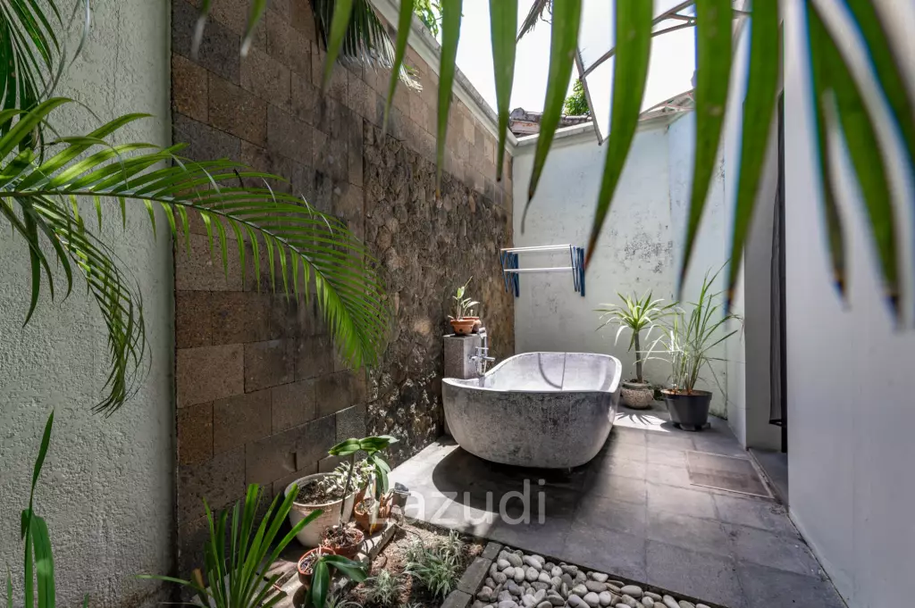 Charming 2 Bedroom Villa in Prime Berawa Location, 5 Minutes Away To The beach – Exceptional Investment Opportunity