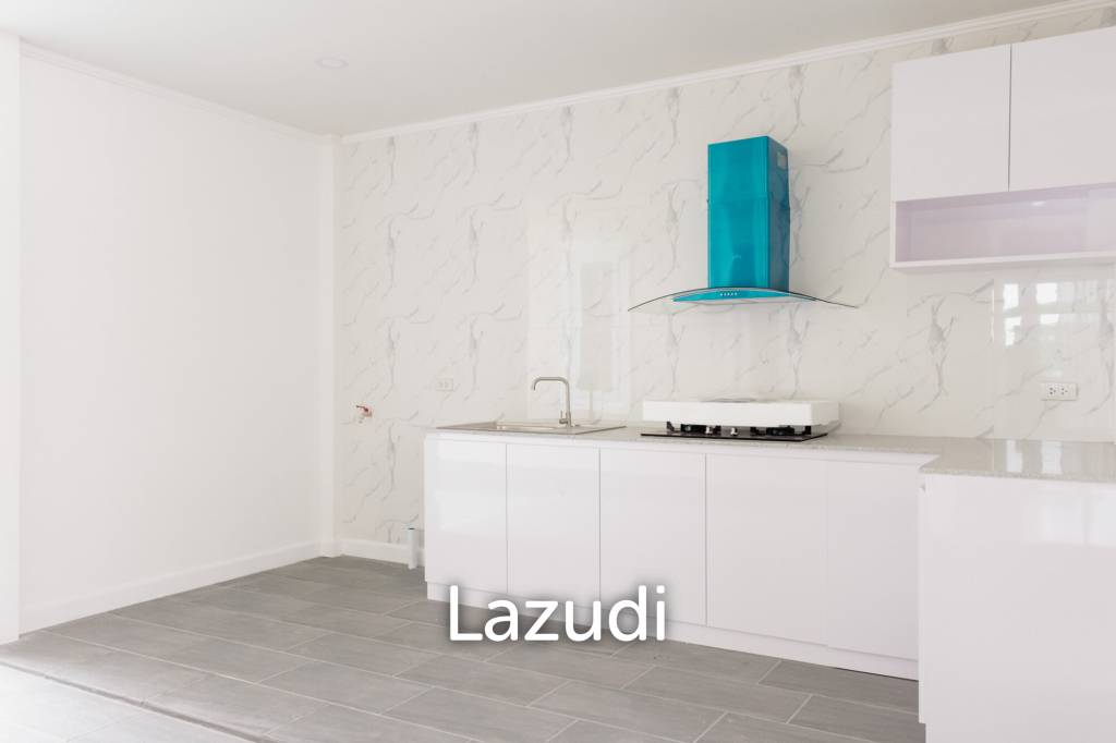 800 Sqm 3 Bed 4 Bath Villa For Sale