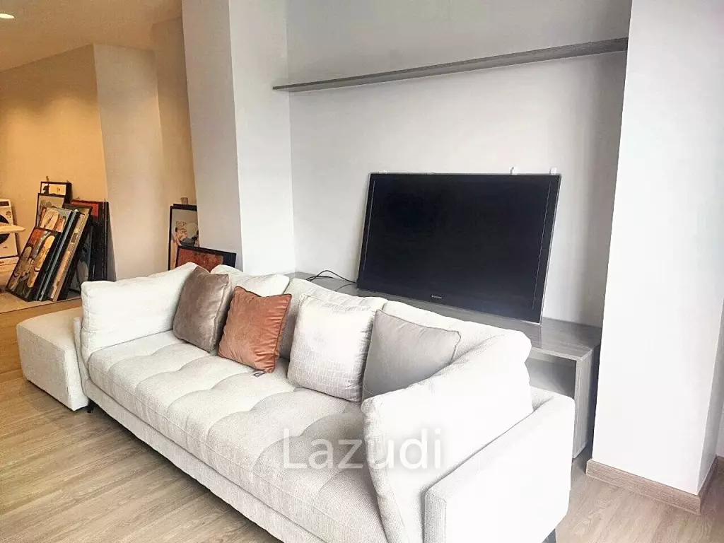 2 Bedrooms 2 Bathrooms 113 SQ.M Sathorn 111
