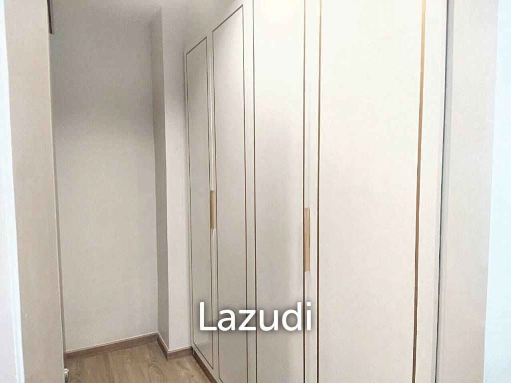 2 Bedrooms 2 Bathrooms 113 SQ.M Sathorn 111