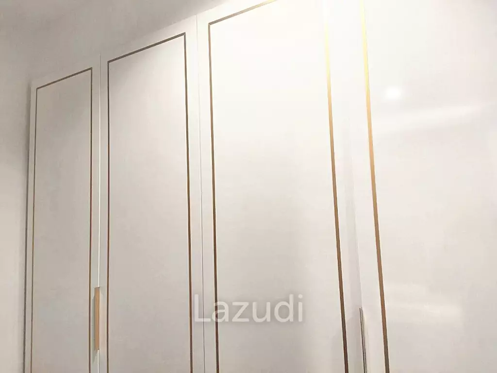 2 Bedrooms 2 Bathrooms 113 SQ.M Sathorn 111