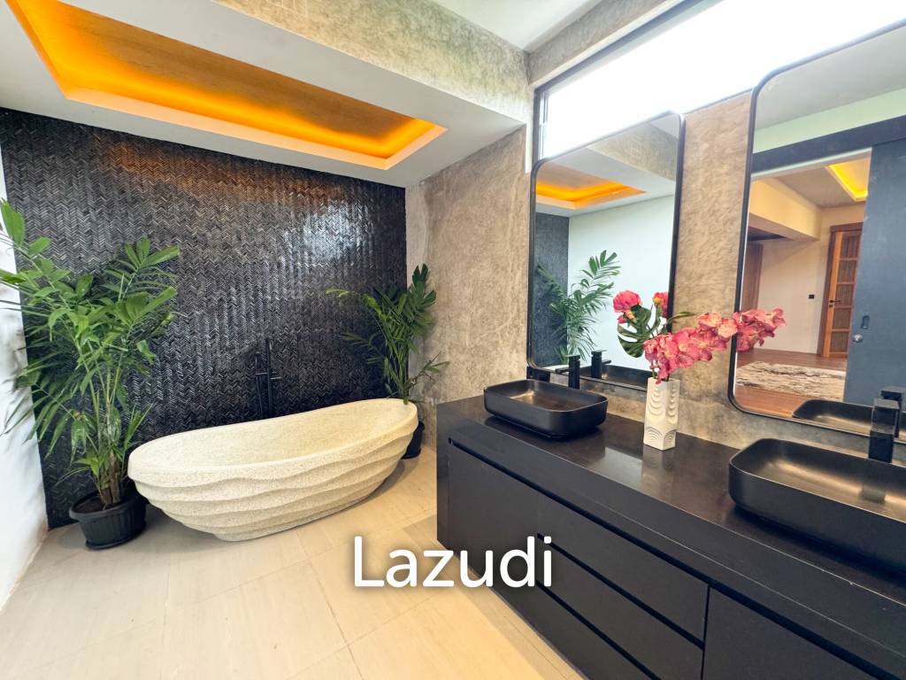 SPACIOUS VILLA IN THE HEART OF BUDUK, MENGWI