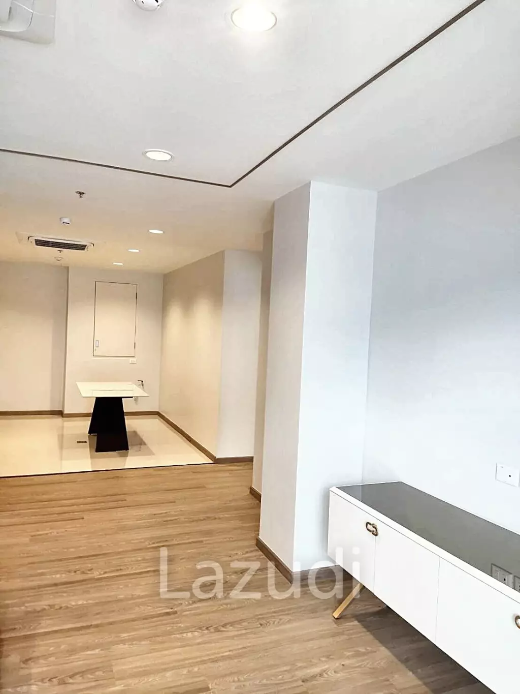 2 Bedrooms 2 Bathrooms 113 SQ.M Sathorn 111