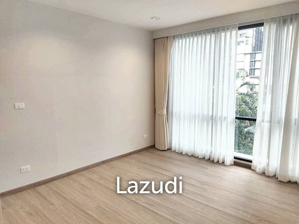 2 Bedrooms 2 Bathrooms 113 SQ.M Sathorn 111