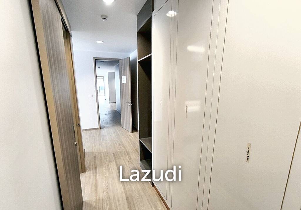 2 Bedrooms 2 Bathrooms 113 SQ.M Sathorn 111