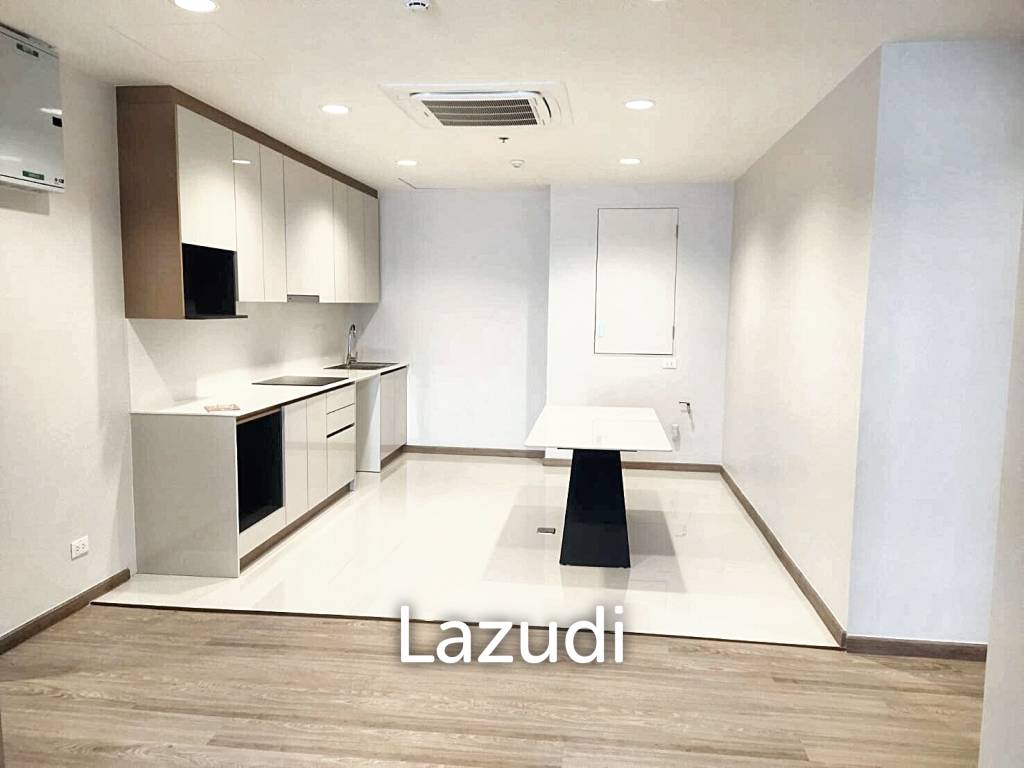2 Bedrooms 2 Bathrooms 113 SQ.M Sathorn 111