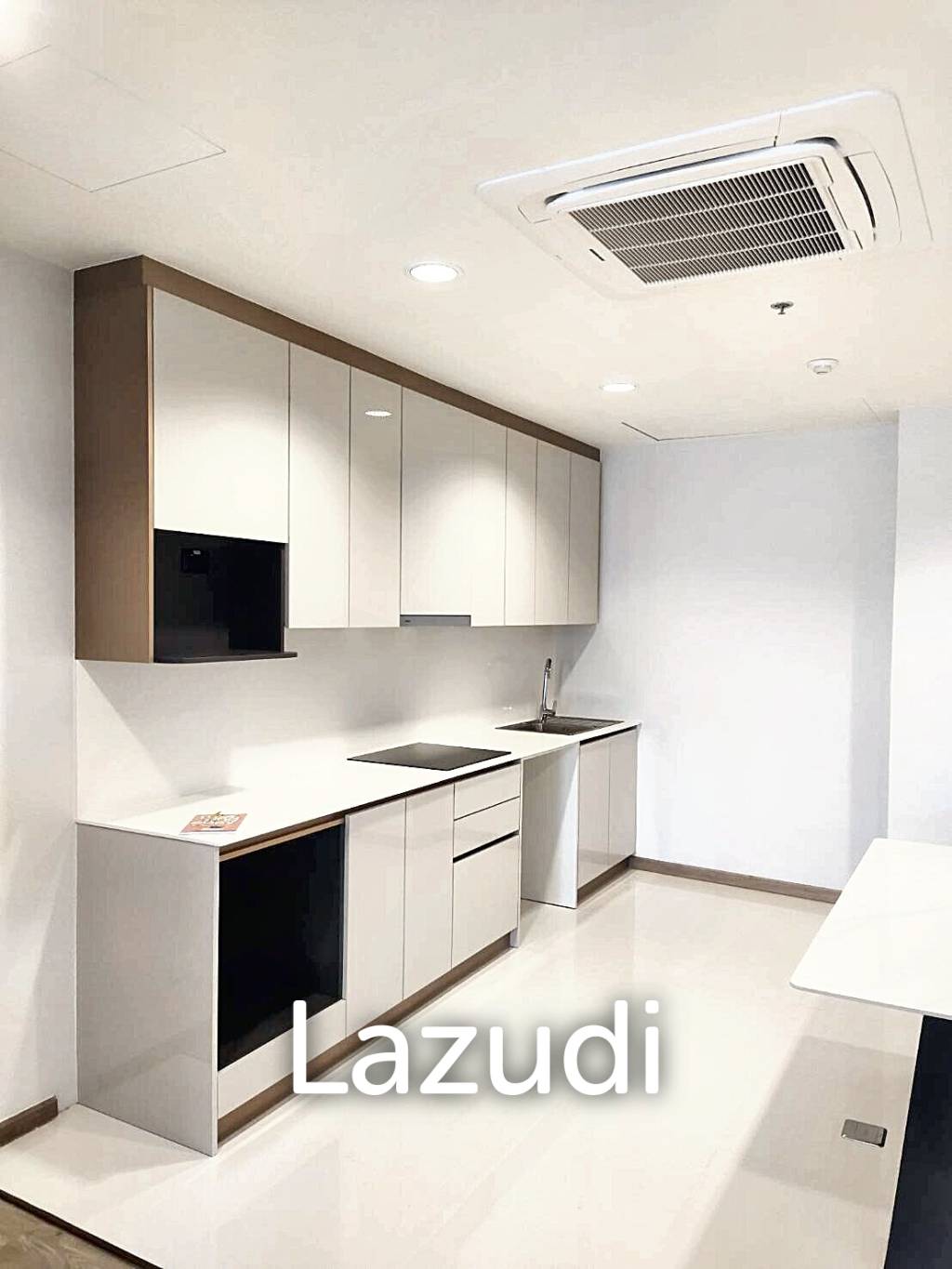 2 Bedrooms 2 Bathrooms 113 SQ.M Sathorn 111