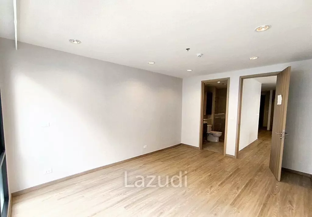 2 Bedrooms 2 Bathrooms 113 SQ.M Sathorn 111