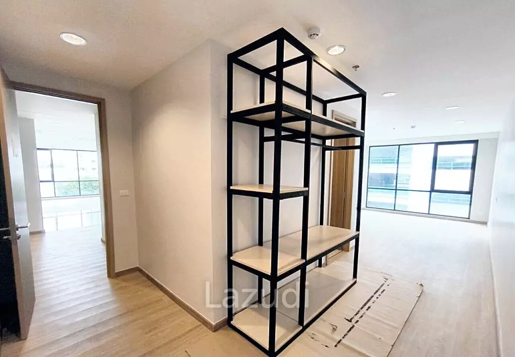 2 Bedrooms 2 Bathrooms 113 SQ.M Sathorn 111