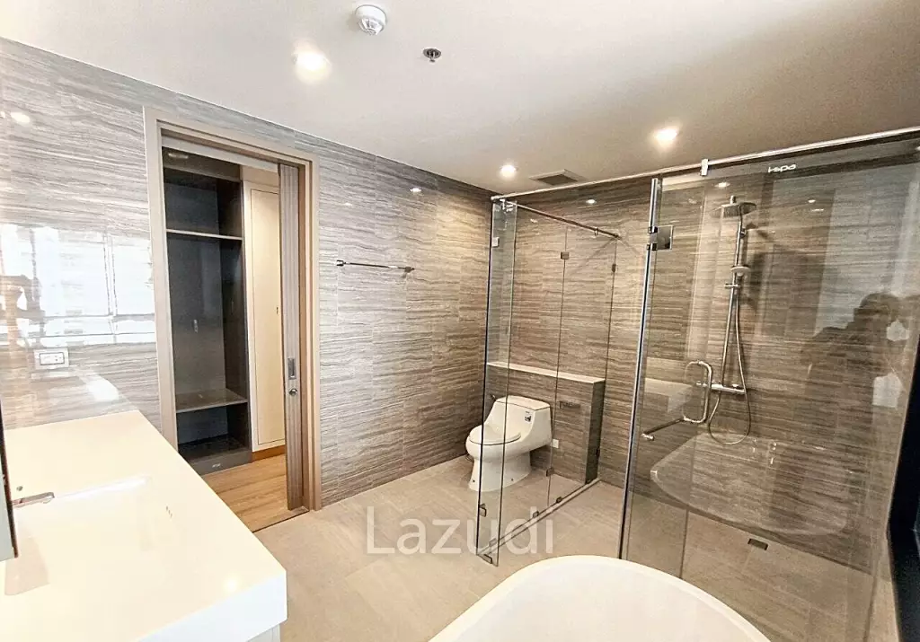 2 Bedrooms 2 Bathrooms 113 SQ.M Sathorn 111