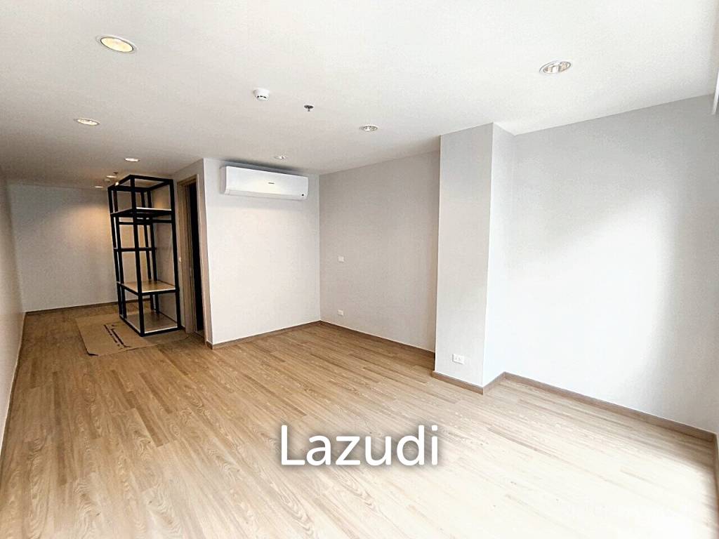 2 Bedrooms 2 Bathrooms 113 SQ.M Sathorn 111