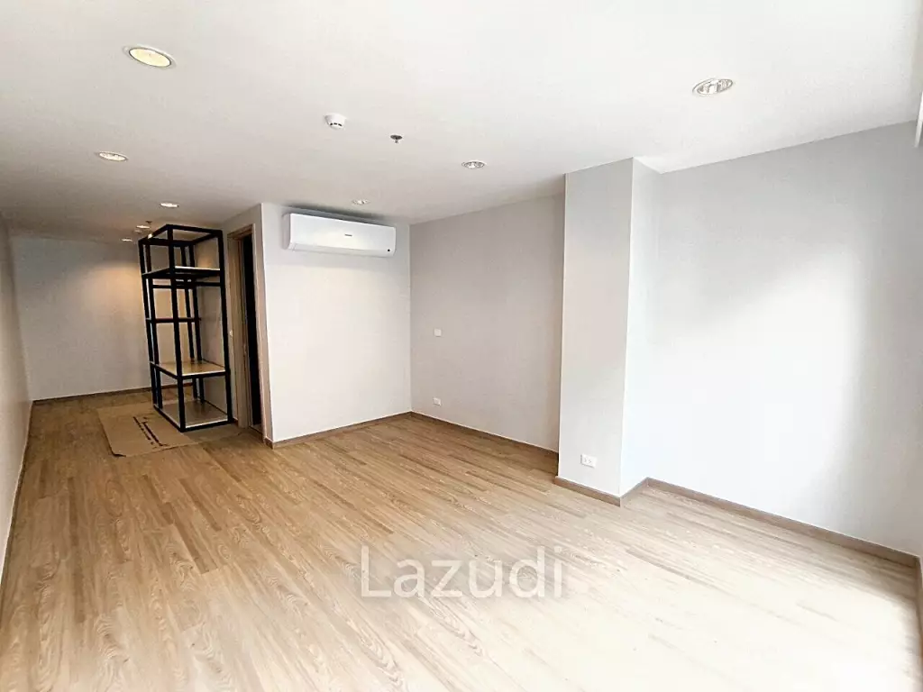 2 Bedrooms 2 Bathrooms 113 SQ.M Sathorn 111