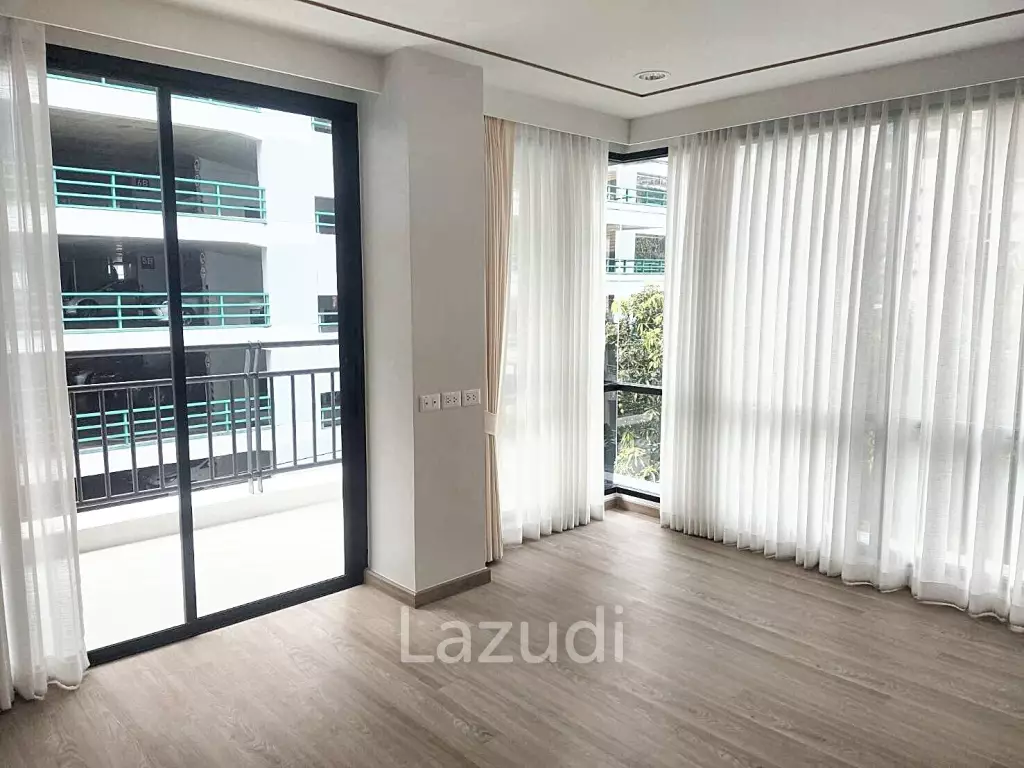 2 Bedrooms 2 Bathrooms 113 SQ.M Sathorn 111