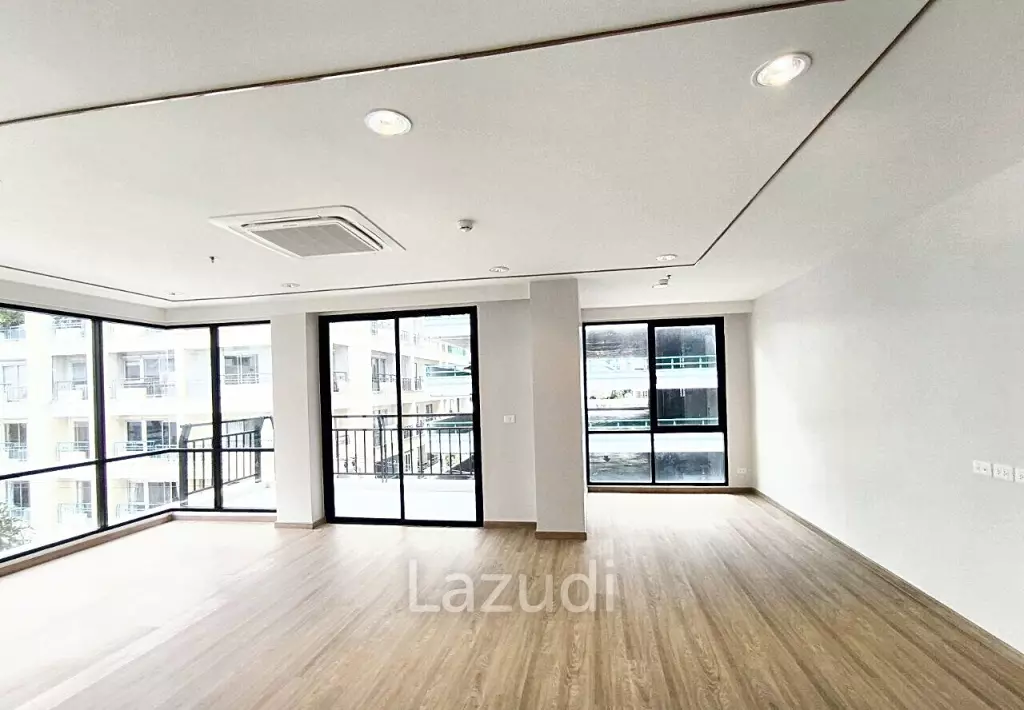 2 Bedrooms 2 Bathrooms 113 SQ.M Sathorn 111