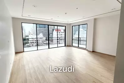 4 Bedrooms 4 Bathrooms 236 SQ.M Sathorn 111