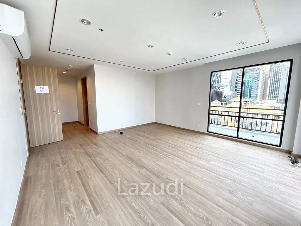 3 Bedrooms 3 Bathrooms 189 SQ.M Sathorn 111