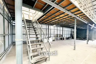 Warehouse with office for rent on Ratchada Road