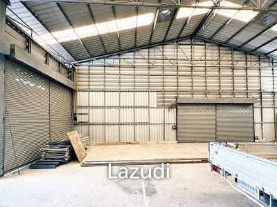 Warehouse with office for rent on Ratchada Road