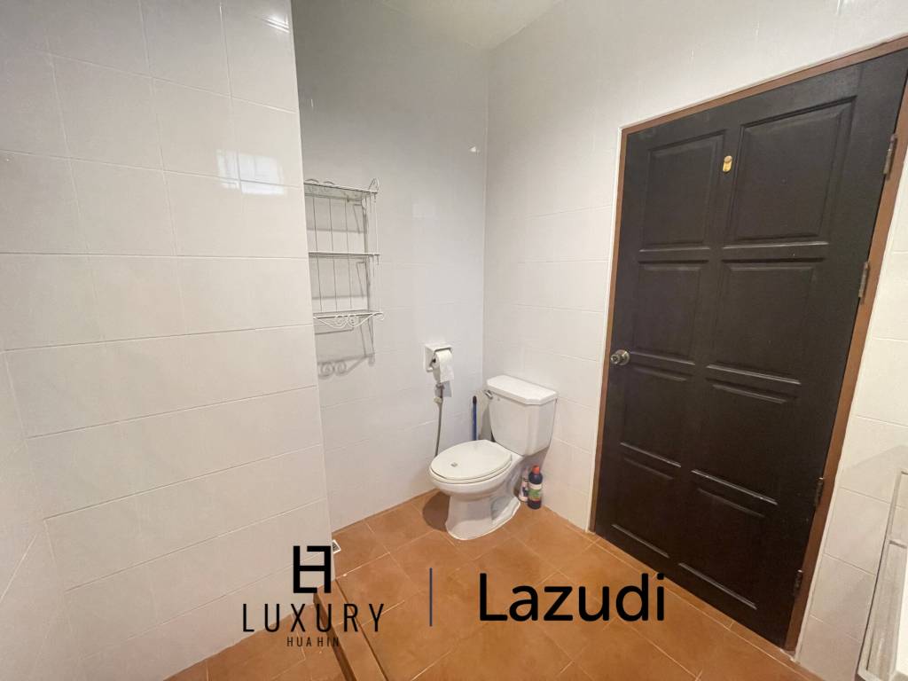 592 metro cuadrado 6 ` 4 Baño Villa de Venta