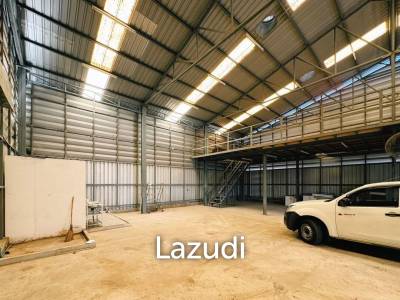 Warehouse for rent in Huaykwang