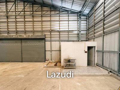 Warehouse for rent in Huaykwang