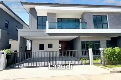 5 Bedrooms 4 Bathrooms 313 SQ.M The City Bangna