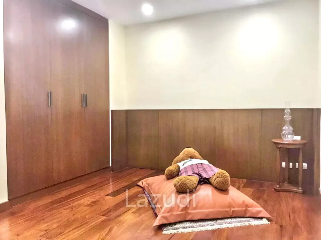 3 Bed 3 Bath 250 SQ.M Baan Sahasthinee