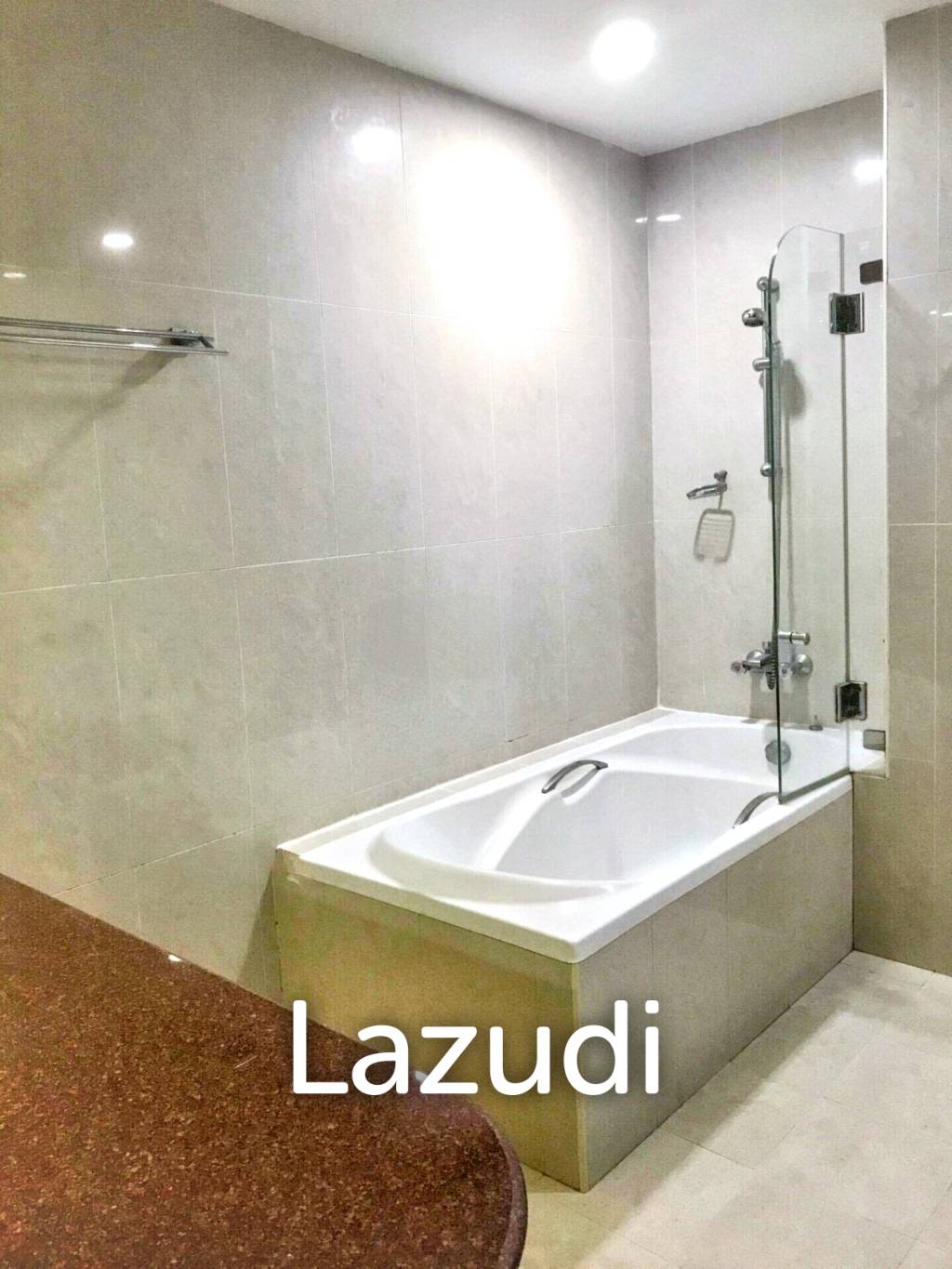 3 Bed 3 Bath 250 SQ.M Baan Sahasthinee