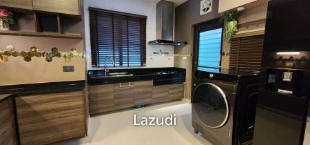 Corner unit 4-bedroom house at 88 Land and House, Koh Kaew