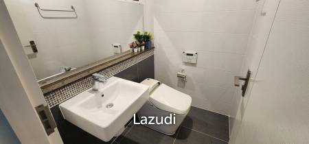 Corner unit 4-bedroom house at 88 Land and House, Koh Kaew