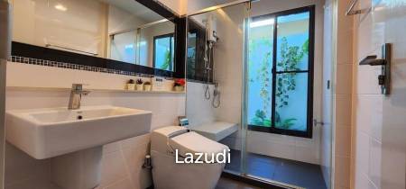 Corner unit 4-bedroom house at 88 Land and House, Koh Kaew