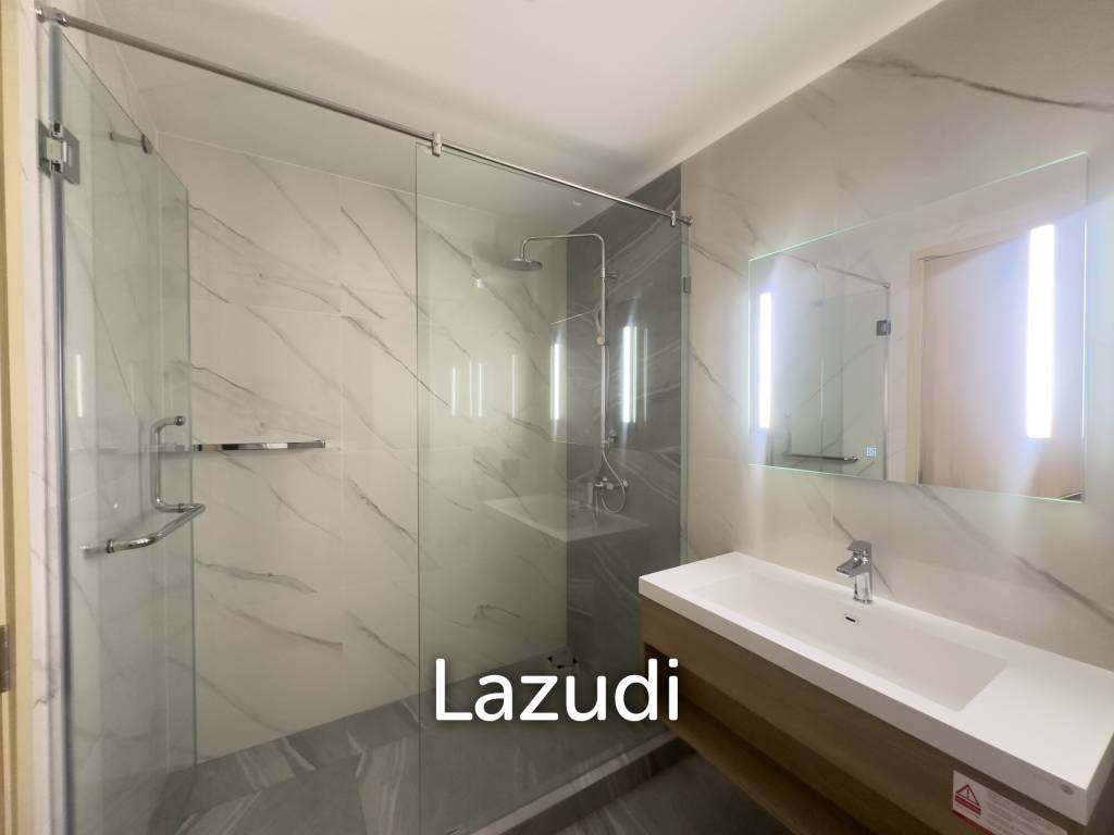 1 Bedroom 1 Bathroom 33.38 SQ.M. Once Pattaya