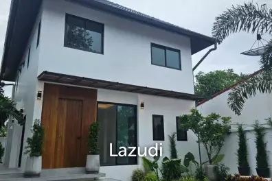 Newly Renovated 4-Bedroom Villa In Saiyuan. Rawai