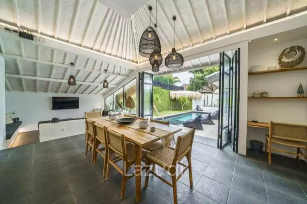 Stunning villa walking distance to Double six Beach