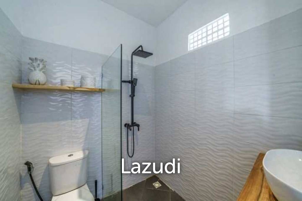 Stunning villa walking distance to Double six Beach