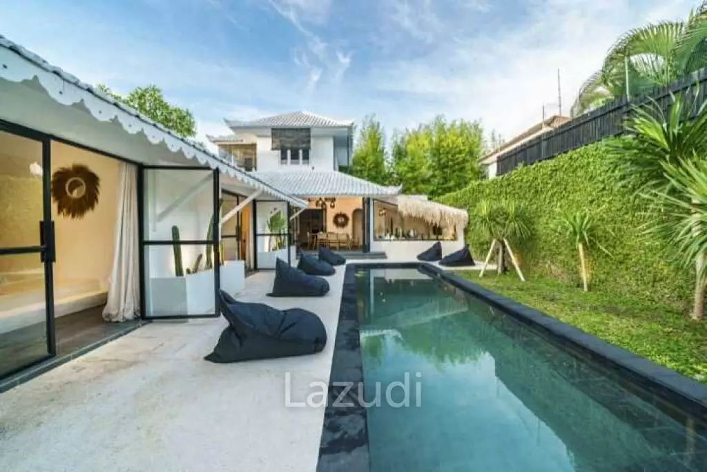 Stunning villa walking distance to Double six Beach