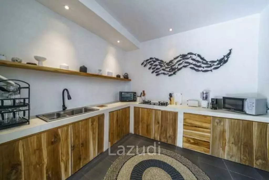 Stunning villa walking distance to Double six Beach