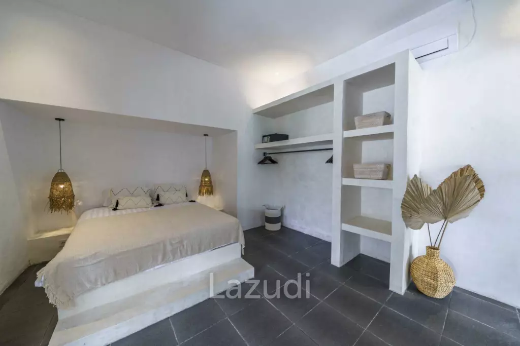 Stunning villa walking distance to Double six Beach