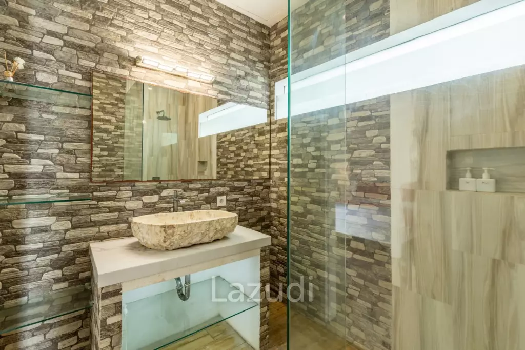 Modern 4-Bedroom Villa for Sale in Kunti Seminyak