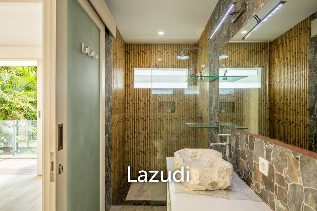 Modern 4-Bedroom Villa for Sale in Kunti Seminyak