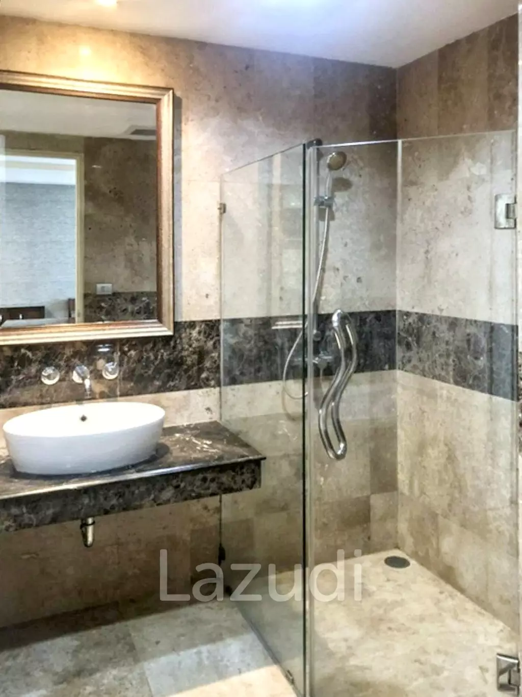 1 Bedroom 1 Bathroom 65 SQ.M Urbana Sathorn