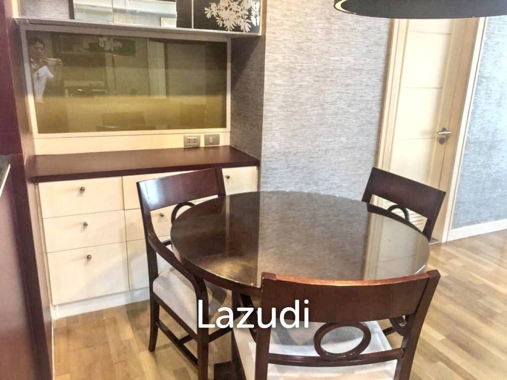 1 Bedroom 1 Bathroom 65 SQ.M Urbana Sathorn